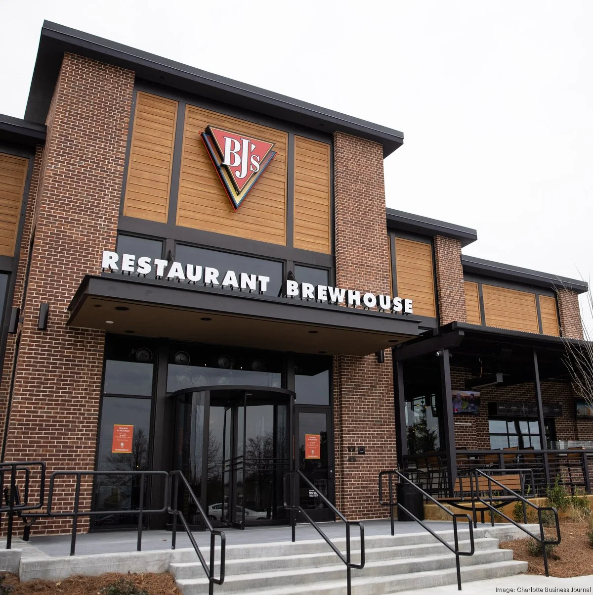 bj's happy hour menu
